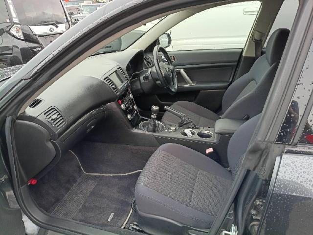 2008 Subaru Legacy Touring Wagon – thumbnail 3