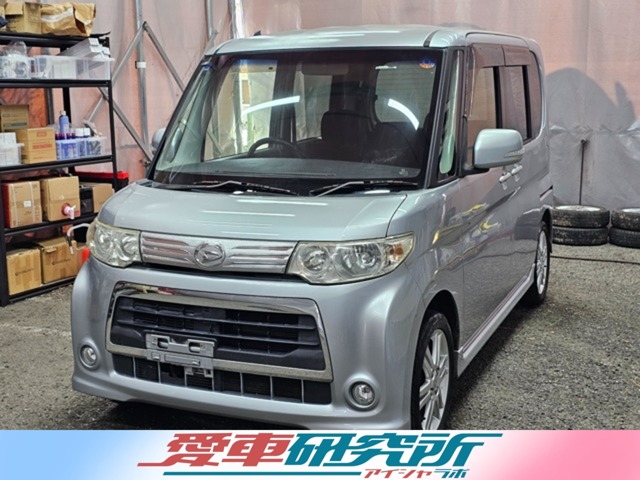 2011 Daihatsu Tanto