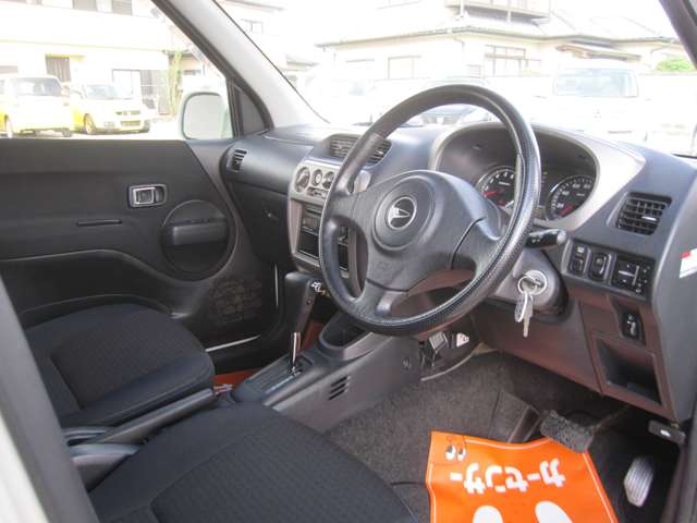 2011 Daihatsu Terios Kid – thumbnail 4