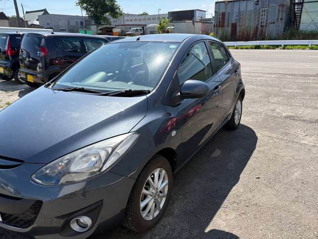 2011 Mazda Demio – thumbnail 2