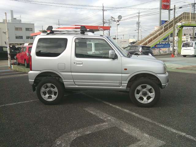 2003 Suzuki Jimny – thumbnail 4