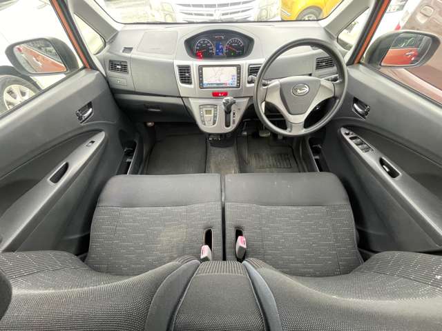 2011 Daihatsu Move – thumbnail 2