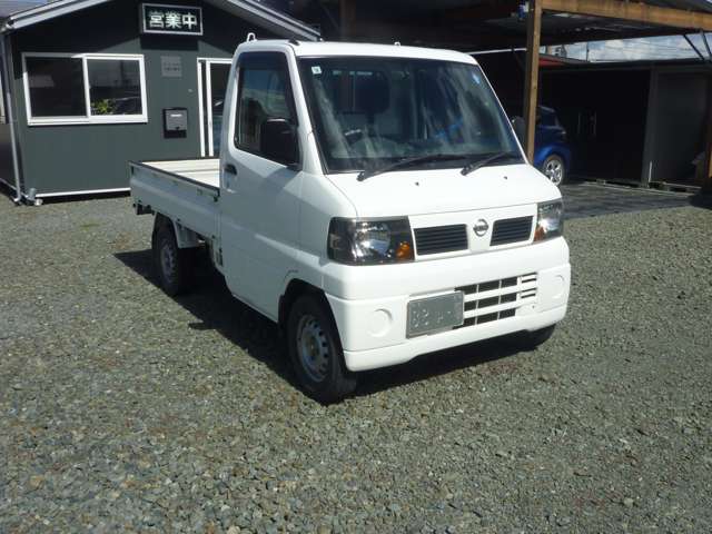 2011 Nissan Clipper Truck – thumbnail 3