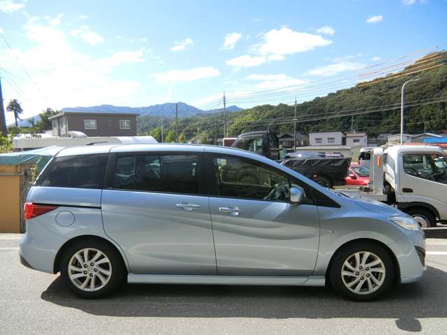 2011 Mazda Premacy – thumbnail 4