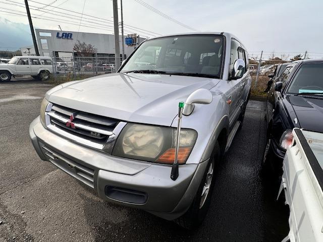2002 Mitsubishi Pajero