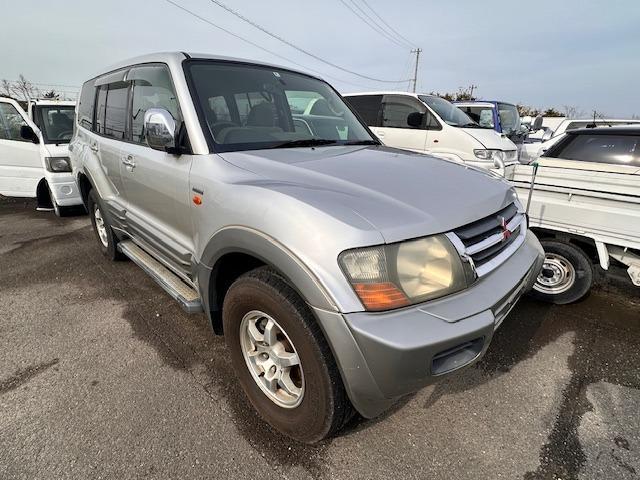 2002 Mitsubishi Pajero – thumbnail 4