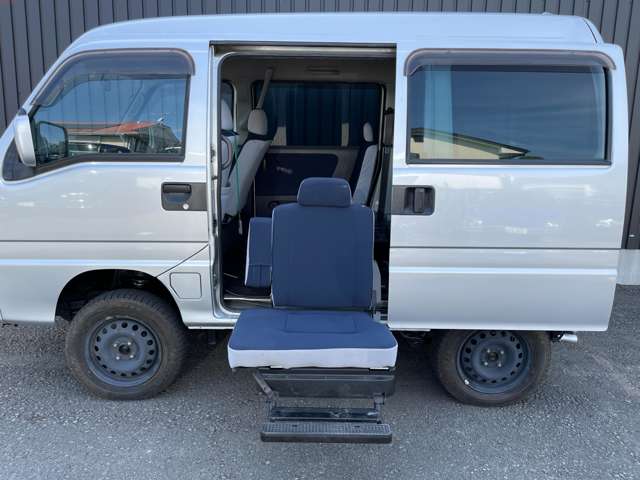 2010 Subaru Sambar – thumbnail 2