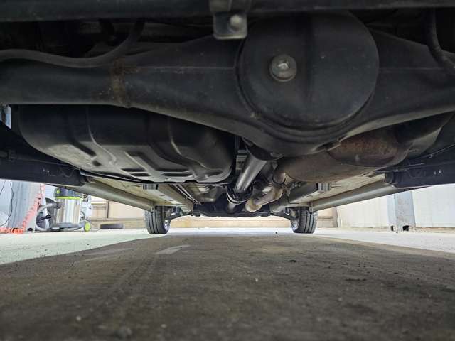 2011 Suzuki Alto Lapin – thumbnail 3
