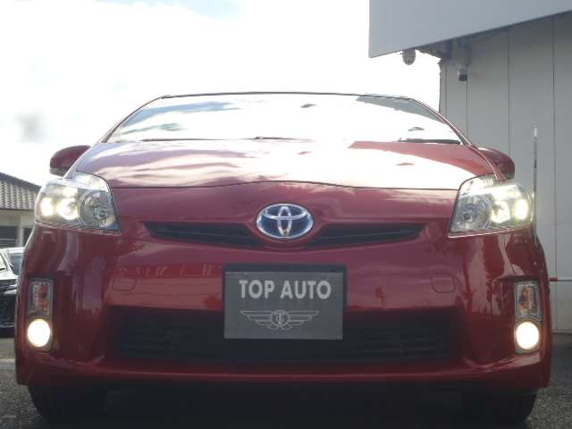 2011 Toyota Prius – thumbnail 2