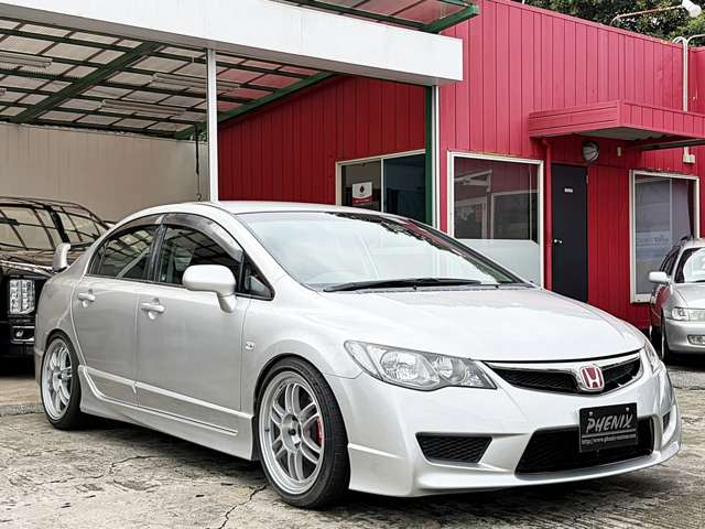 2007 Honda Civic Type R – thumbnail 2
