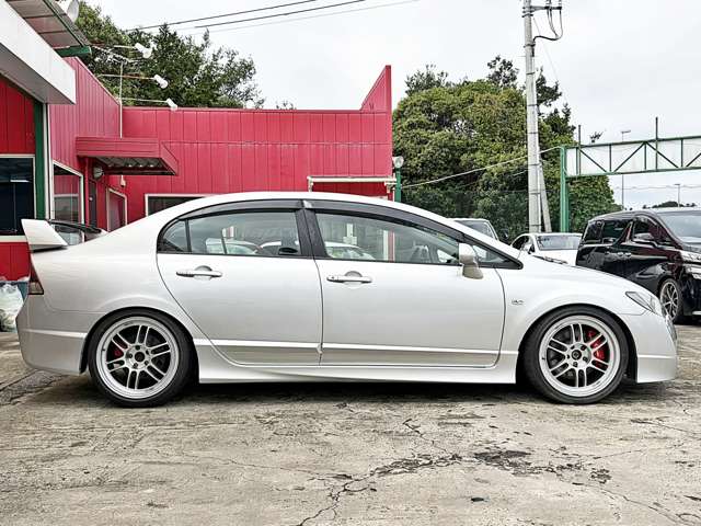 2007 Honda Civic Type R – thumbnail 3