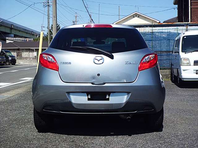2011 Mazda Demio – thumbnail 3