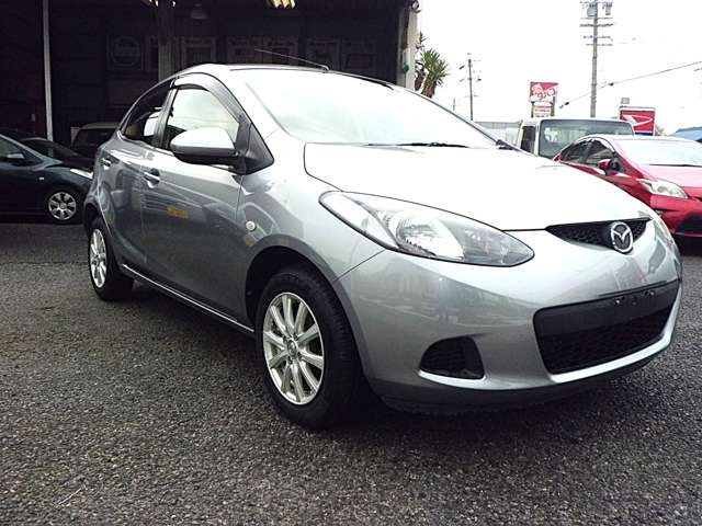 2011 Mazda Demio – thumbnail 4