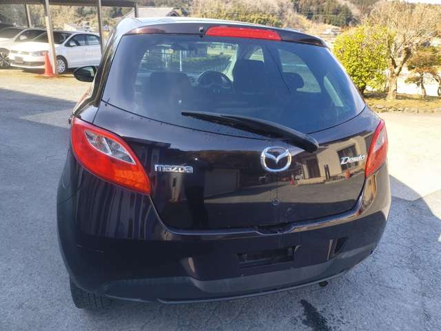 2011 Mazda Demio – thumbnail 3