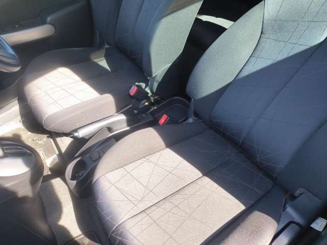 2011 Mazda Demio – thumbnail 4