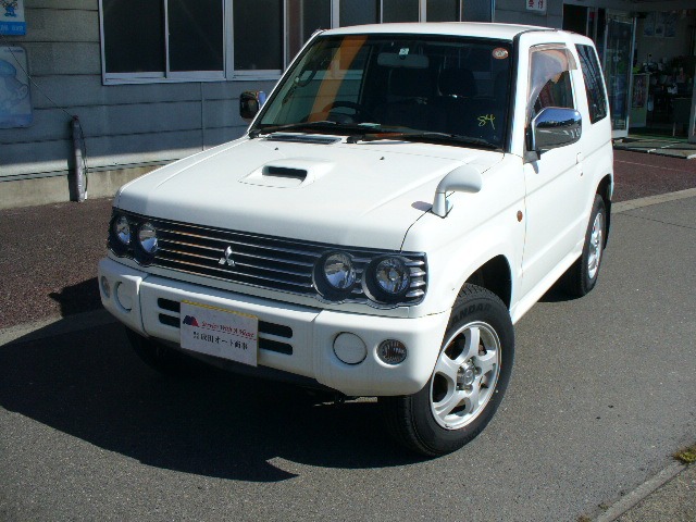 2001 Mitsubishi Pajero Mini