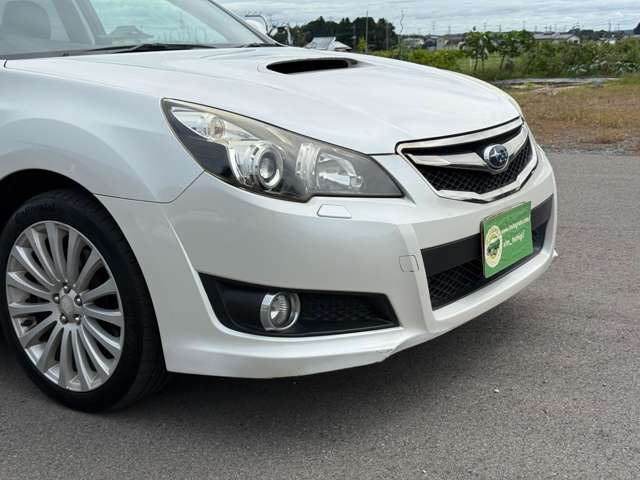 2011 Subaru Legacy Touring Wagon – thumbnail 4