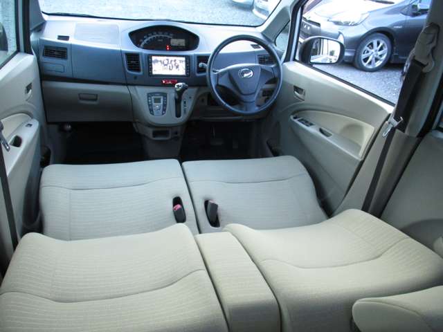 2011 Daihatsu Move – thumbnail 3