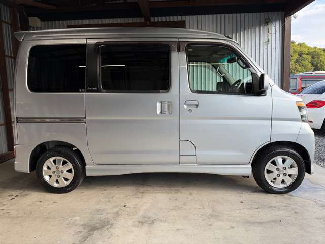 2009 Daihatsu Atrai Wagon – thumbnail 4