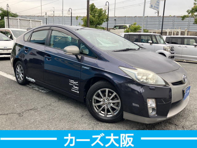 2011 Toyota Prius – thumbnail 2