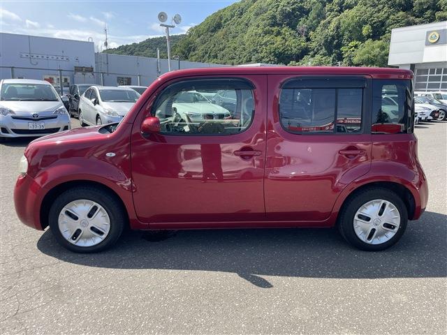 2011 Nissan Cube – thumbnail 4