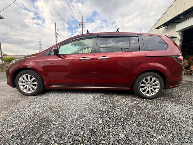 2011 Mazda MPV – thumbnail 3