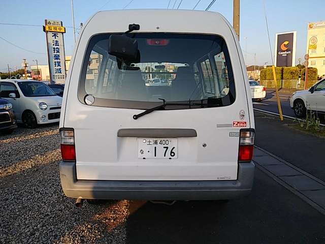 2011 Mazda Bongo Van – thumbnail 3