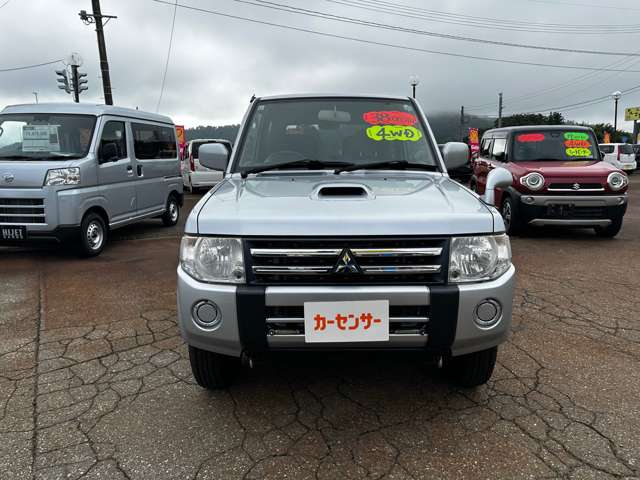 2011 Mitsubishi Pajero Mini – thumbnail 3