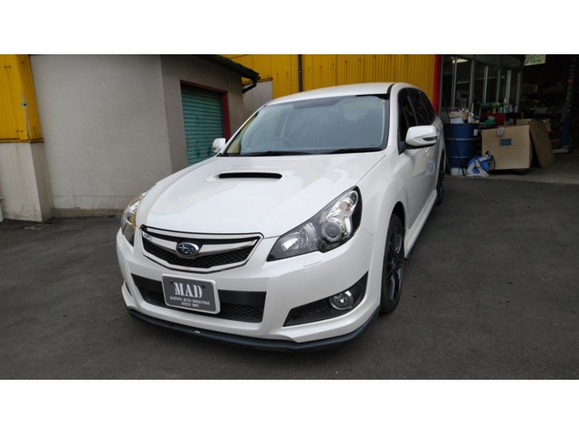 2011 Subaru Legacy Touring Wagon – thumbnail 4