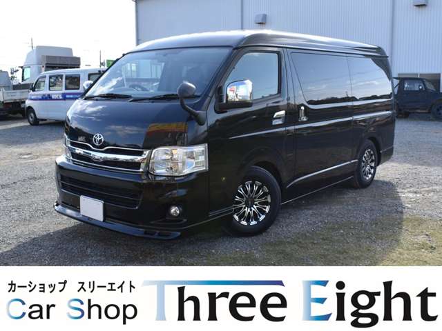 2011 Toyota Hiace – thumbnail 3