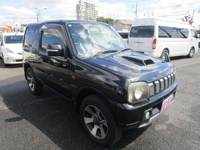 2011 Suzuki Jimny – thumbnail 4