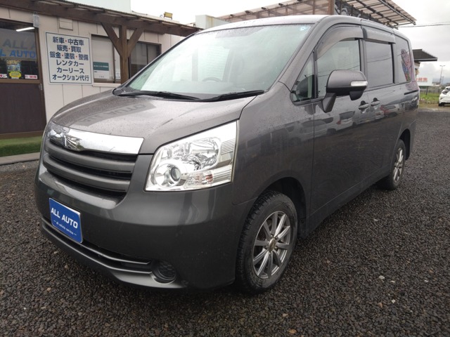 2009 Toyota Noah