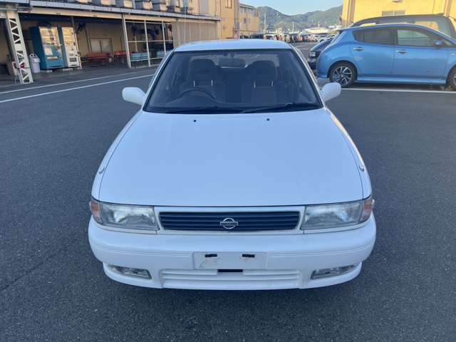 1992 Nissan Sunny – thumbnail 2