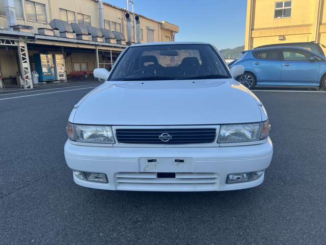 1992 Nissan Sunny – thumbnail 3