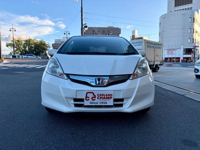 2011 Honda Fit Hybrid – thumbnail 3