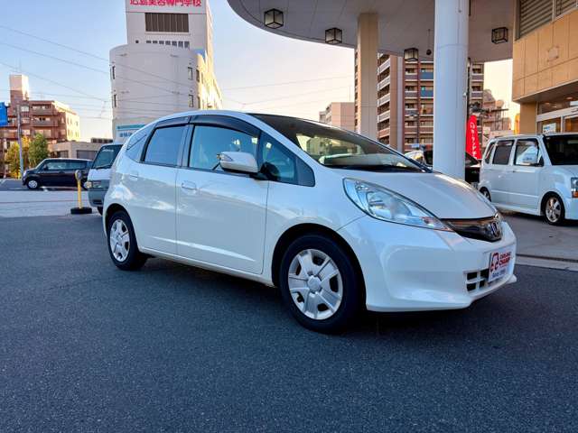 2011 Honda Fit Hybrid – thumbnail 4
