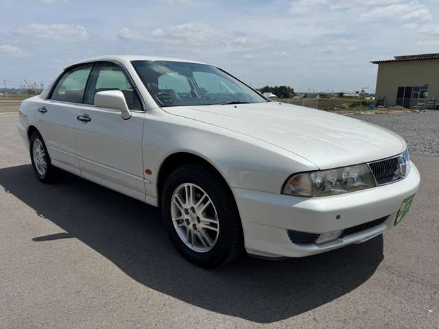 2005 Mitsubishi Diamante – thumbnail 2