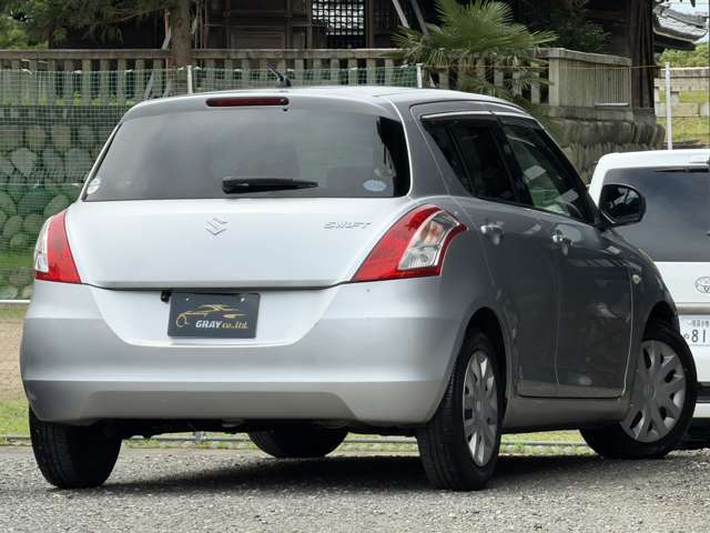 2011 Suzuki Swift – thumbnail 4