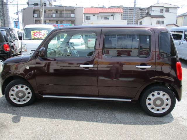 2011 Daihatsu Mira Cocoa – thumbnail 4