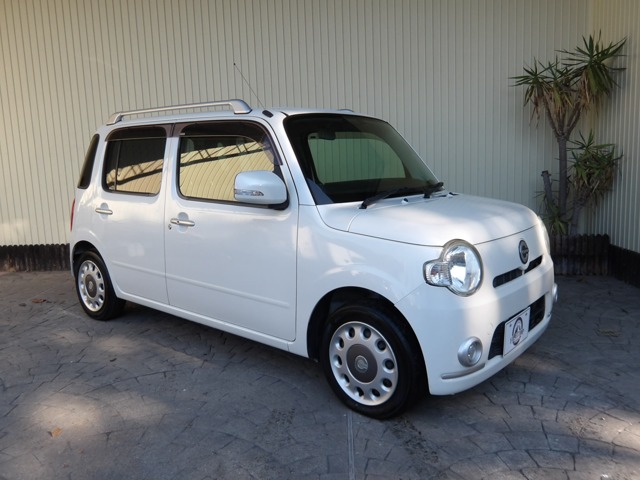 2011 Daihatsu Mira Cocoa
