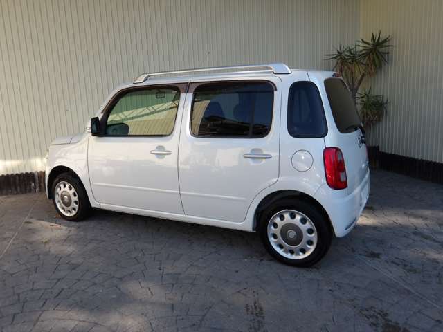 2011 Daihatsu Mira Cocoa – thumbnail 4