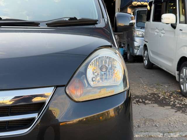 2011 Daihatsu Mira e:S – thumbnail 4