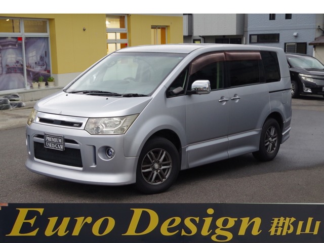 2011 Mitsubishi Delica D:5