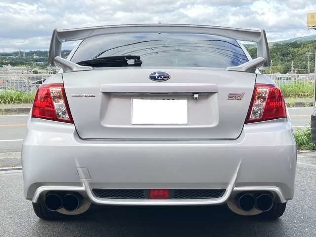2010 Subaru Impreza STI – thumbnail 4