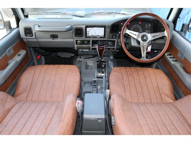 1995 Toyota Land Cruiser Prado – thumbnail 2