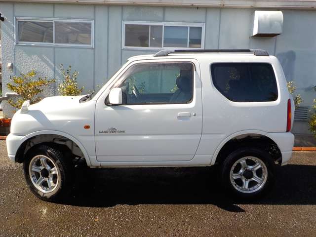 2005 Suzuki Jimny – thumbnail 4