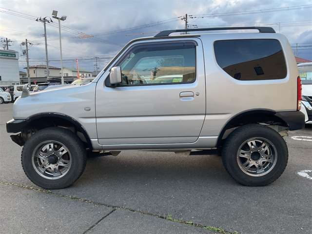 2005 Suzuki Jimny – thumbnail 4