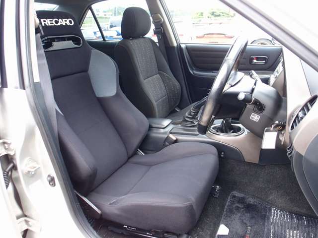 1999 Toyota Altezza – thumbnail 4