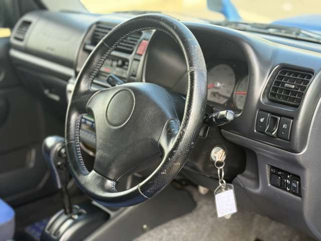 2002 Suzuki Jimny – thumbnail 2
