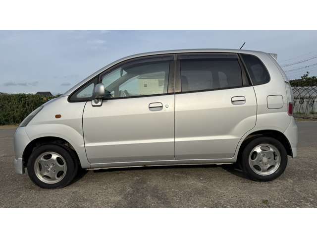 2001 Suzuki MR Wagon – thumbnail 4